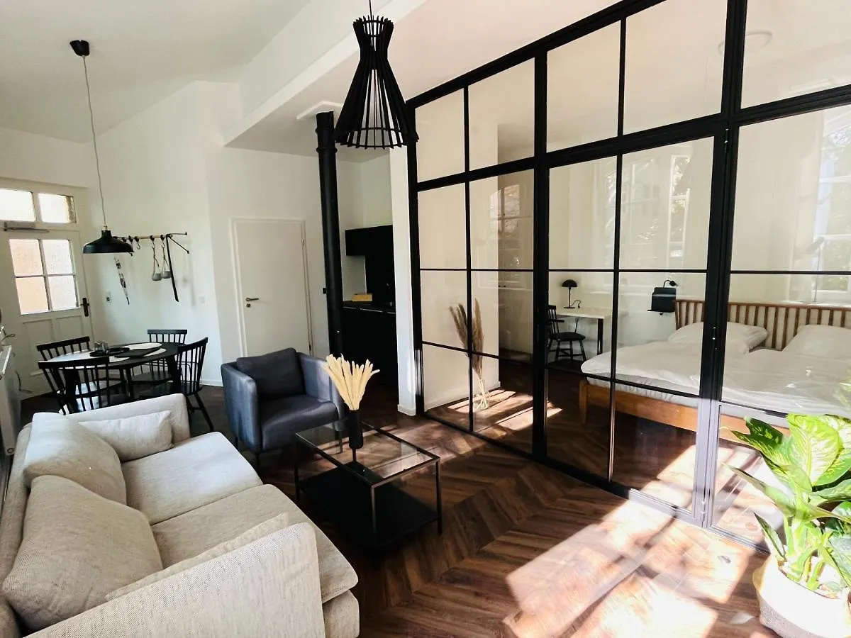 Ferienwohnungen An Der Salvatorkirche - Exklusiv-Apartments Mit Terrasse Κόμπουργκ